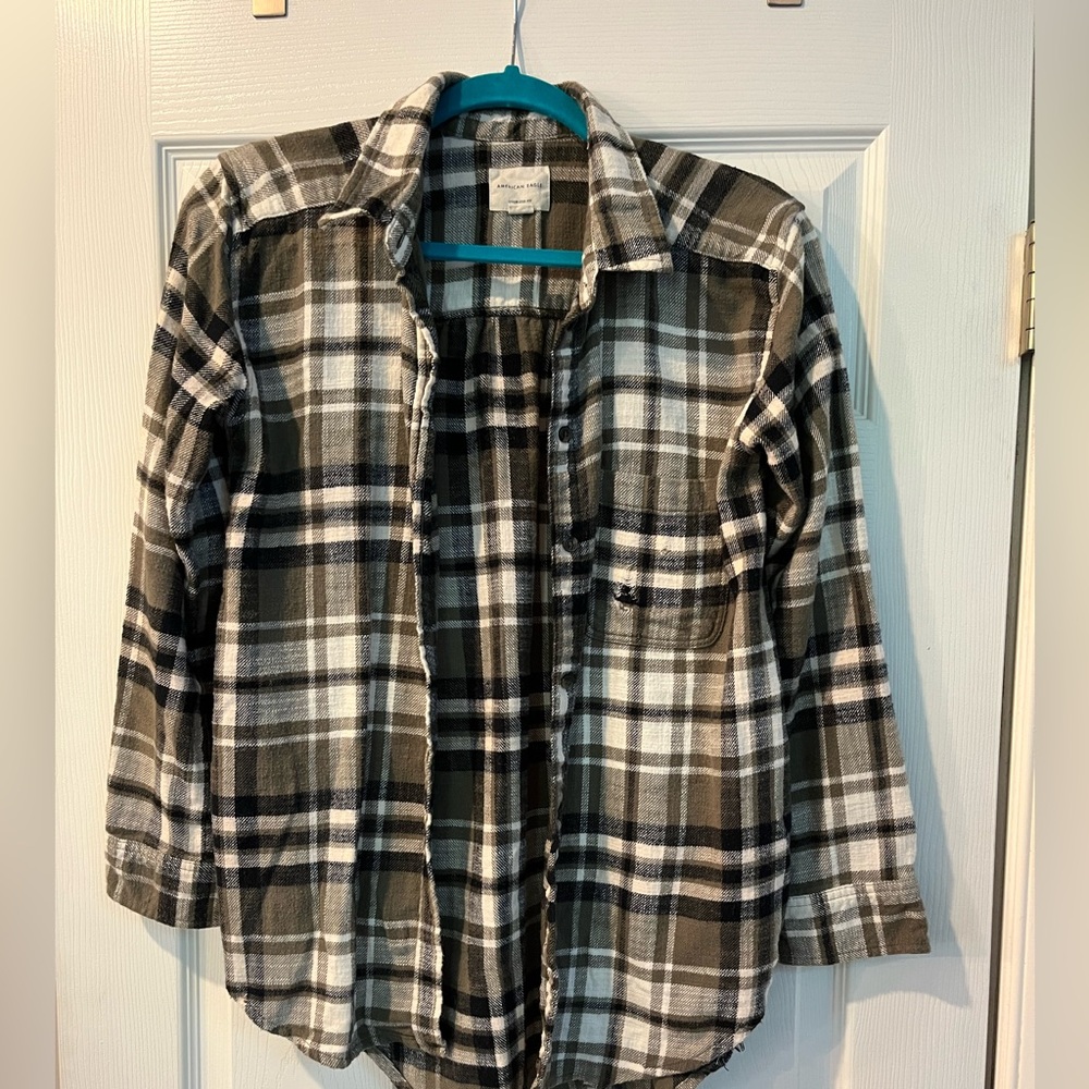 American Eagle Outfitters Black and White Checkered Shirt
